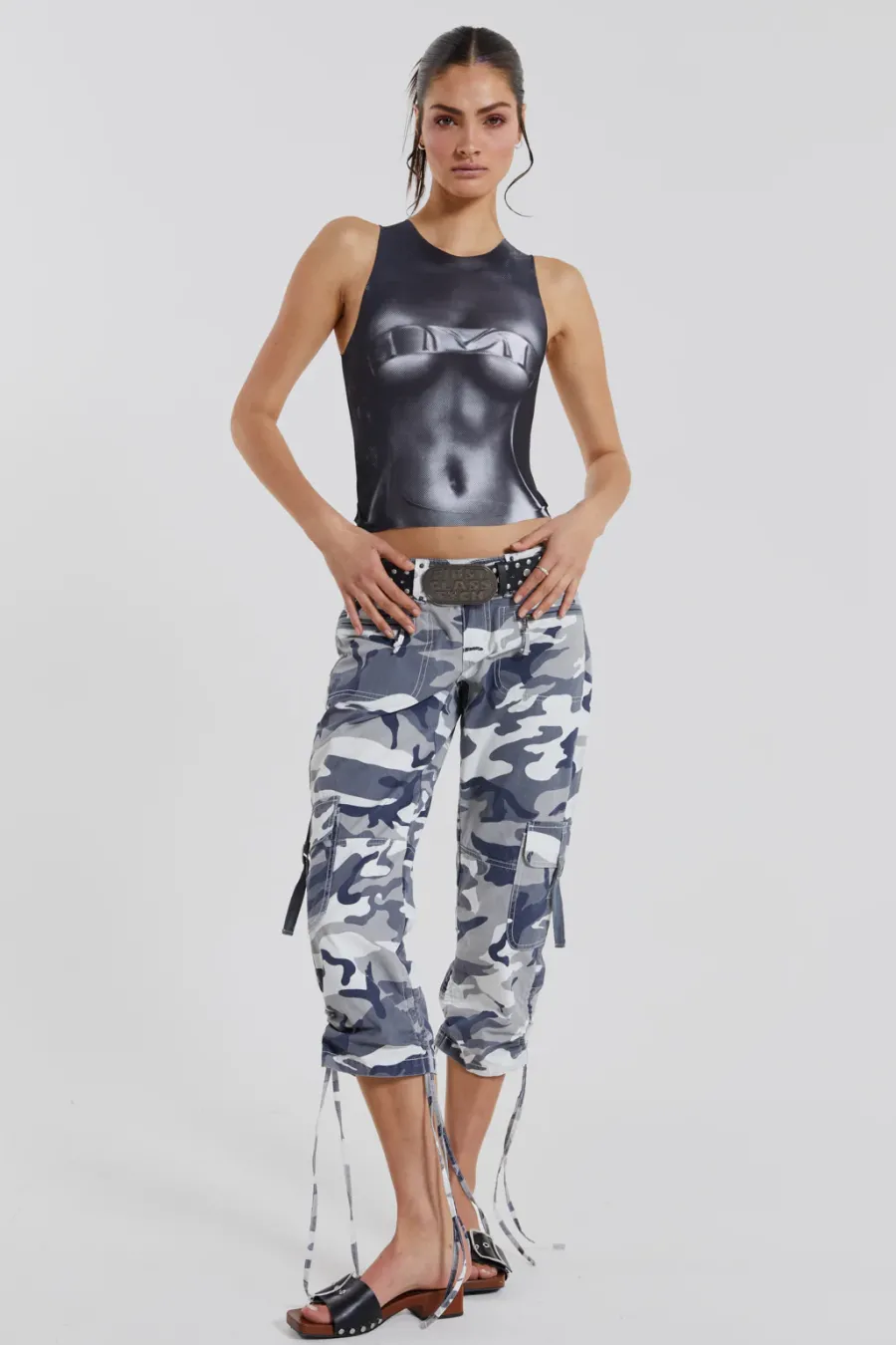 Jaded London Trousers*Camo Capri Cargos