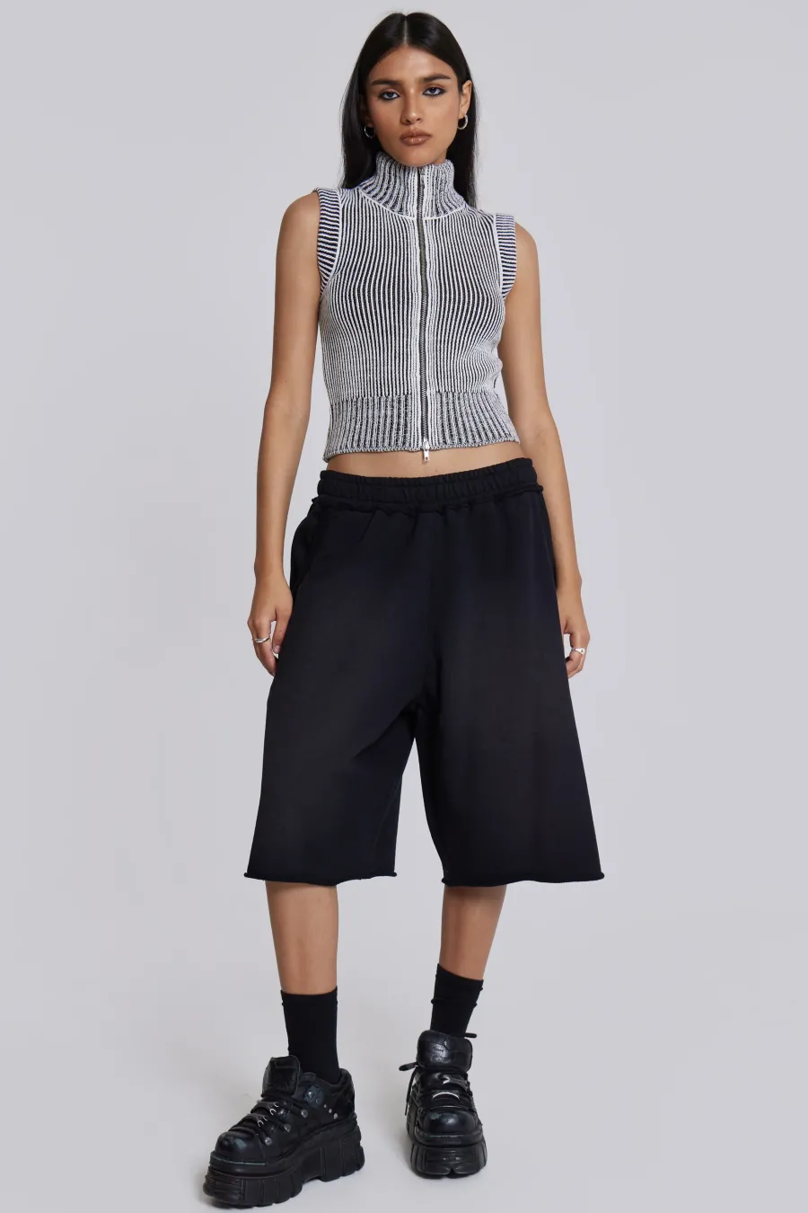 Jaded London Joggers*Washed Black Colossus Jogger Shorts